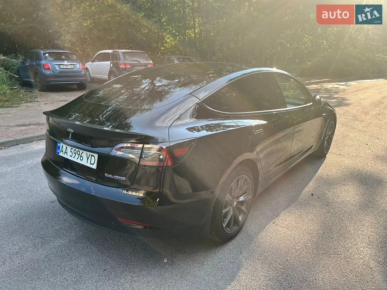 Tesla Model 3 2023 photo 4