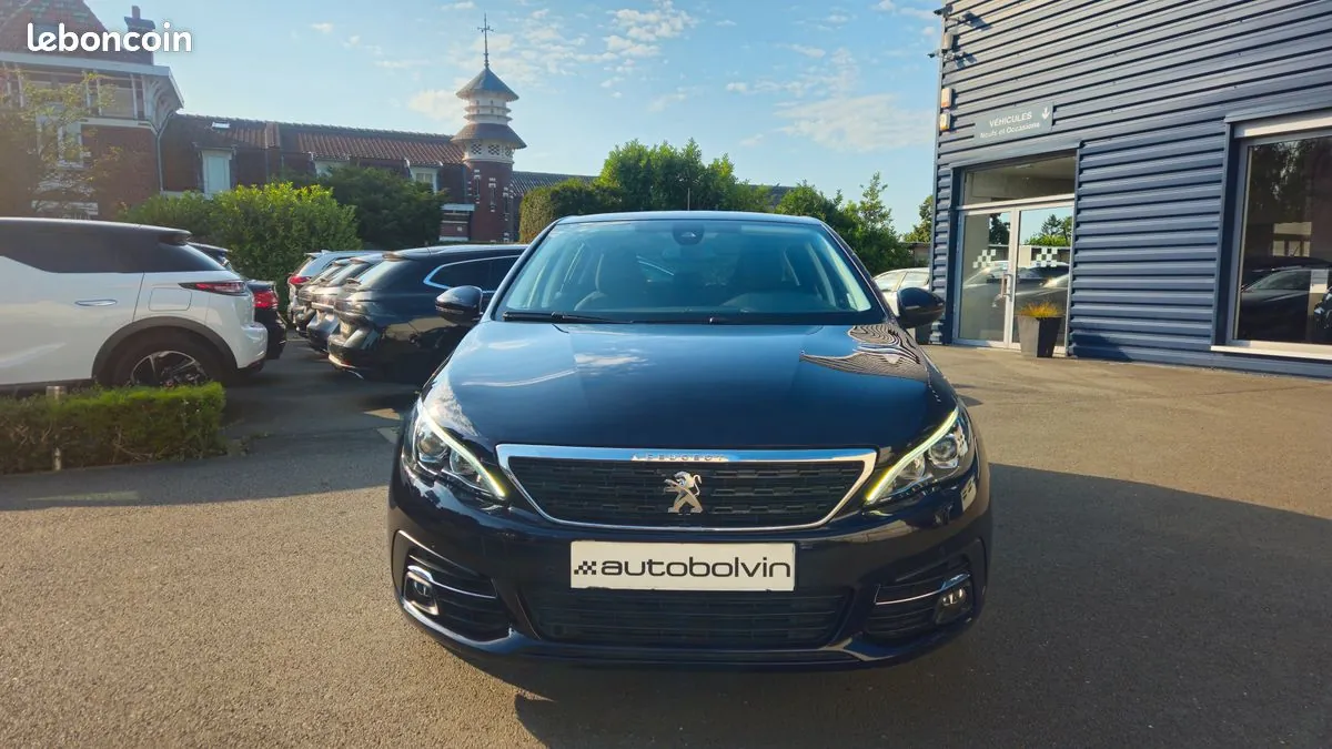 Peugeot 308 2020 photo 2