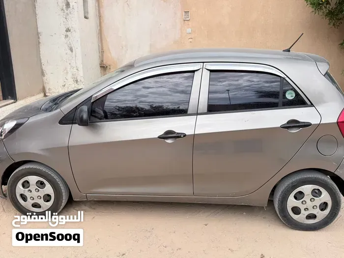 Kia Picanto 2011 photo 2