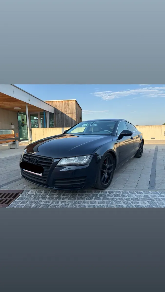 Audi A7 2011 photo 2