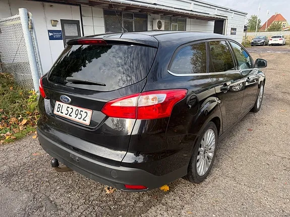 Ford Focus 2012 photo 5