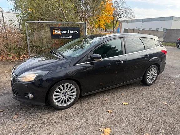 Ford Focus 2012 photo 2