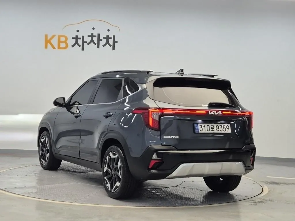 Kia Seltos 2024 photo 2