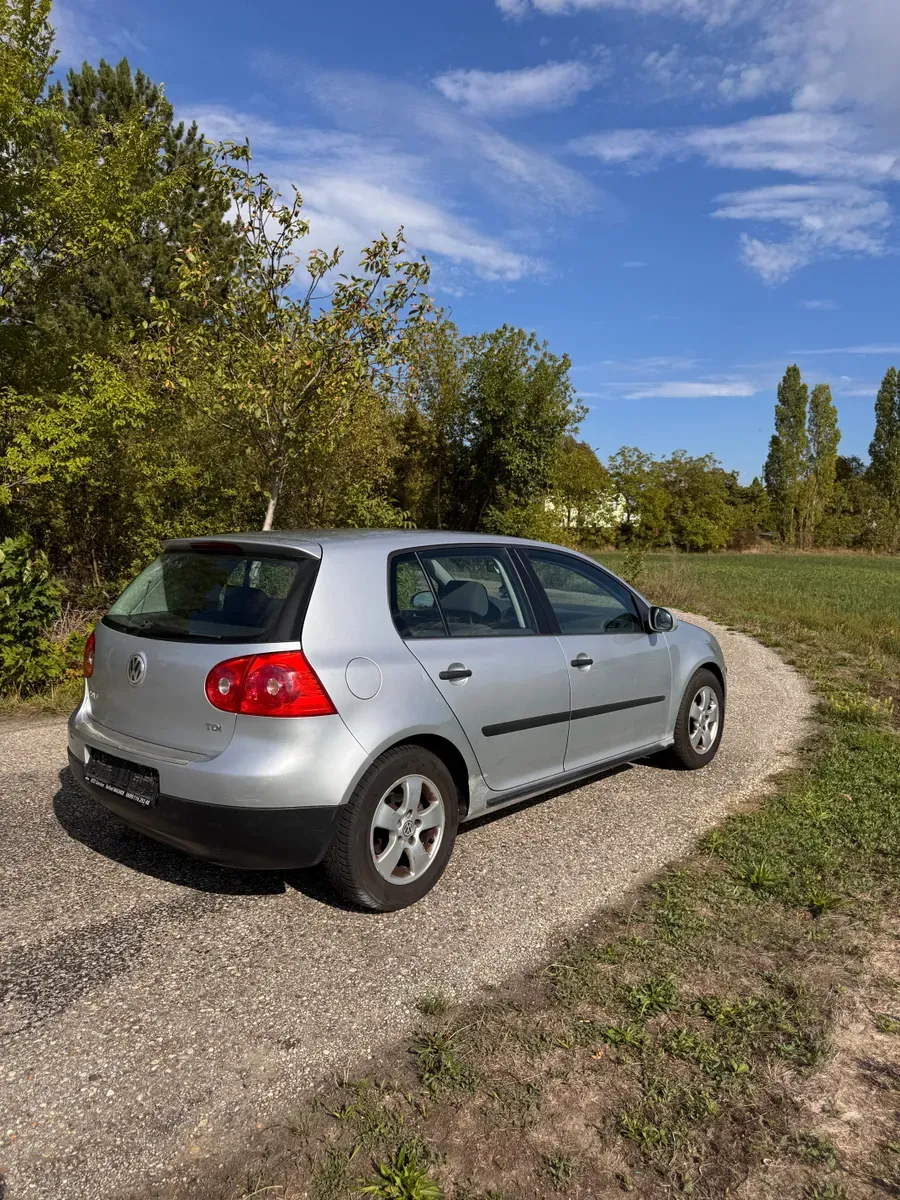 Volkswagen Golf 2005 photo 3