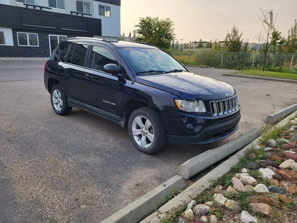 Jeep Compass 2011 photo 4