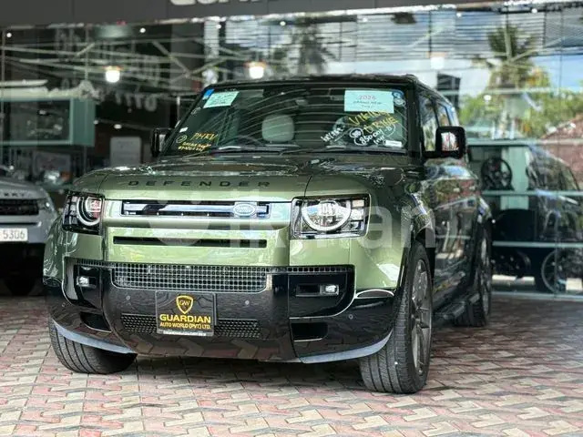 Land Rover Defender