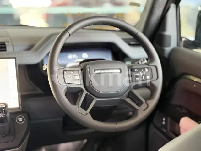 Land Rover Defender 2026 photo 3