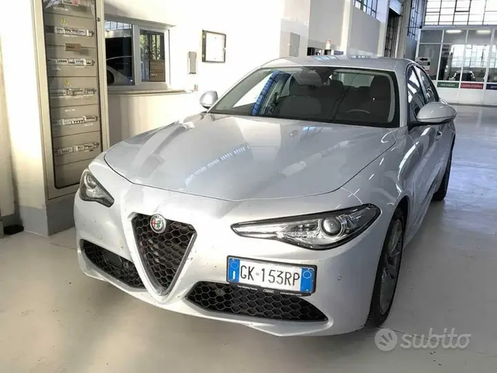 Alfa Romeo Giulia 2022 photo 4