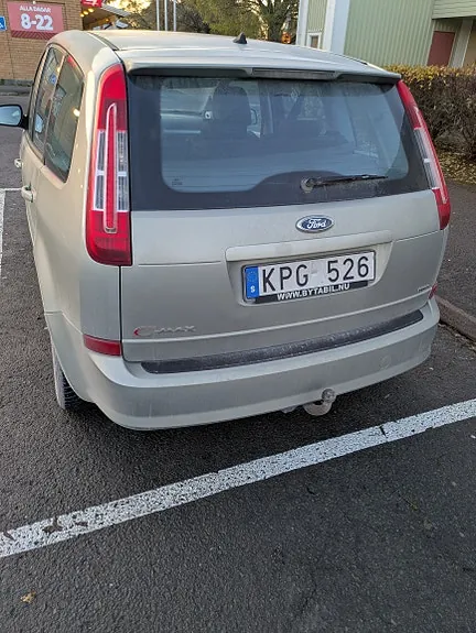 Ford C-Max 2010 photo 2