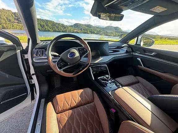 BYD Tang 2022 photo 5