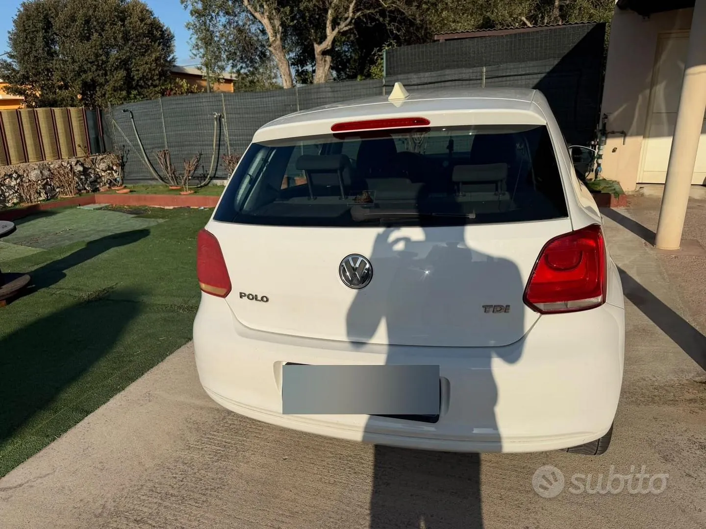 Volkswagen Polo 2011 photo 2