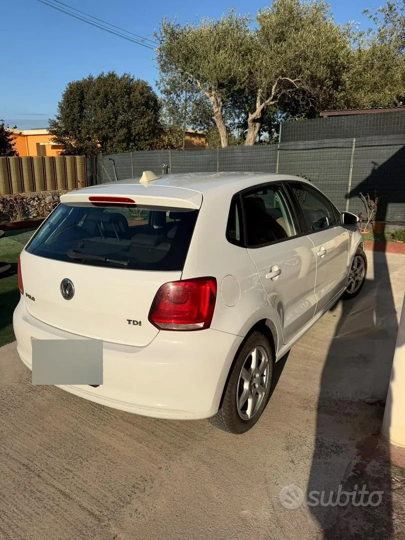 Volkswagen Polo 2011 photo 3