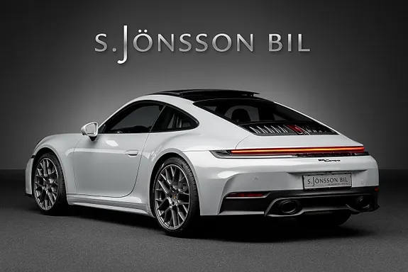 Porsche 911 2025 photo 2