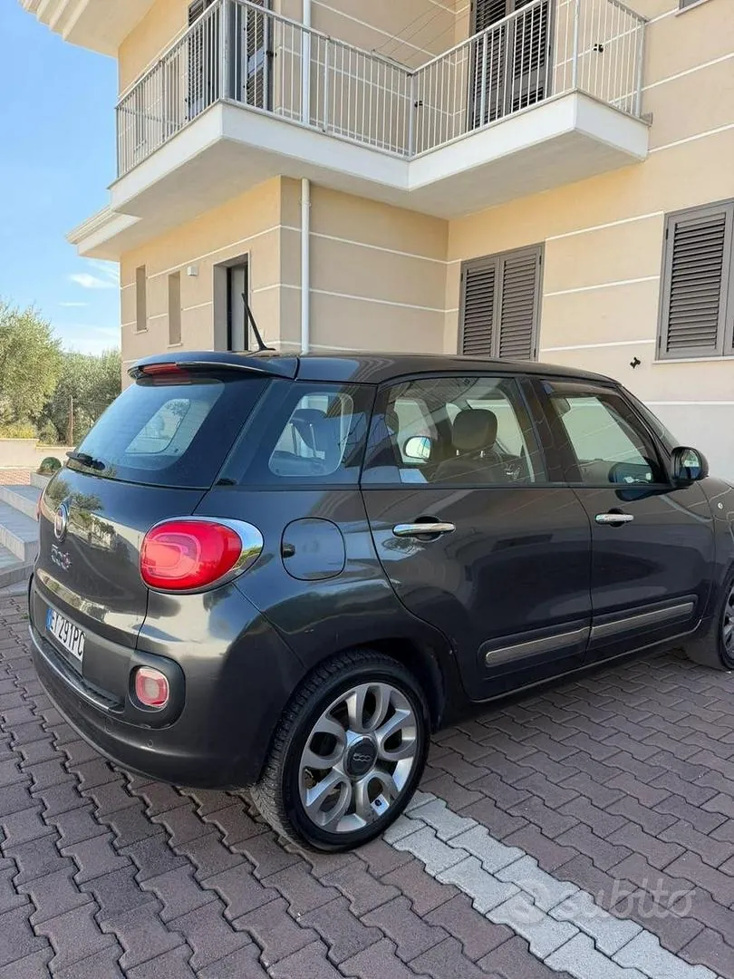 Fiat 500L 2015 photo 2