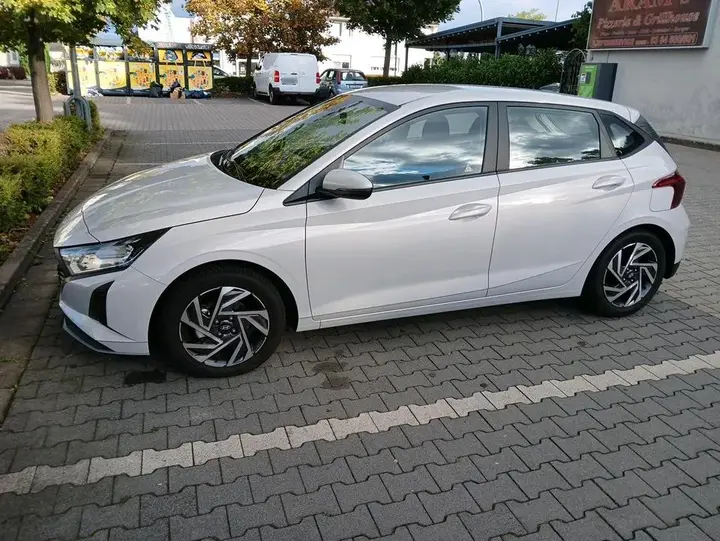 Hyundai I20