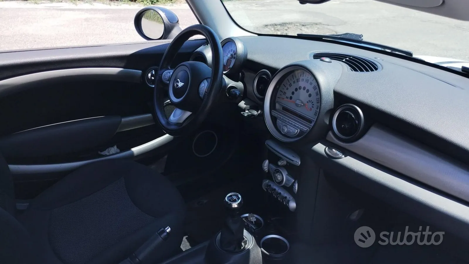 Mini Cooper 2009 photo 3