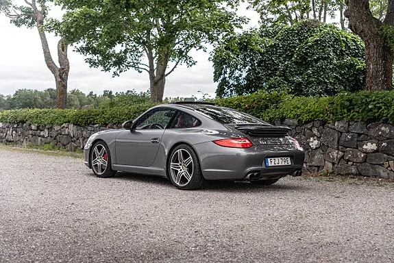 Porsche 911 2009 photo 2