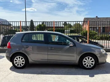 Volkswagen Golf 2006 photo 2