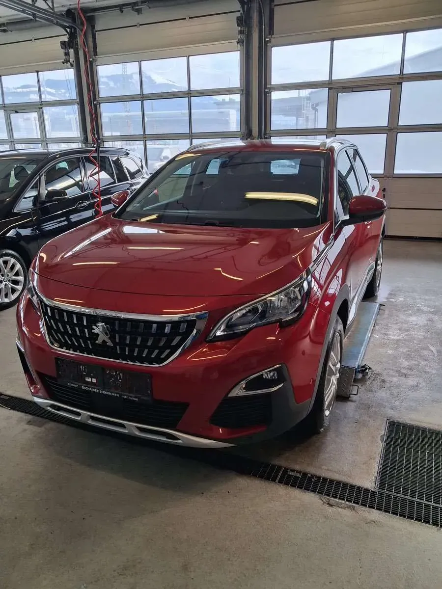 Peugeot 3008 2018 photo 2