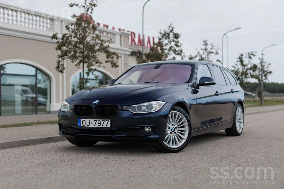 BMW 320