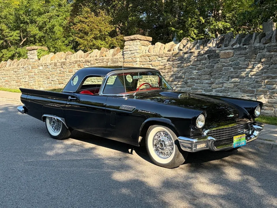 Ford Thunderbird 1957 photo 4