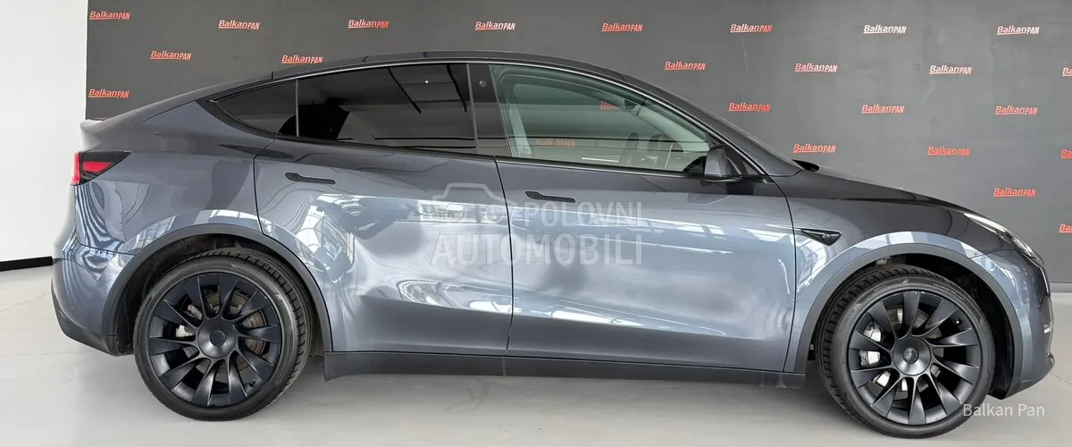 Tesla Model Y 2022 photo 5
