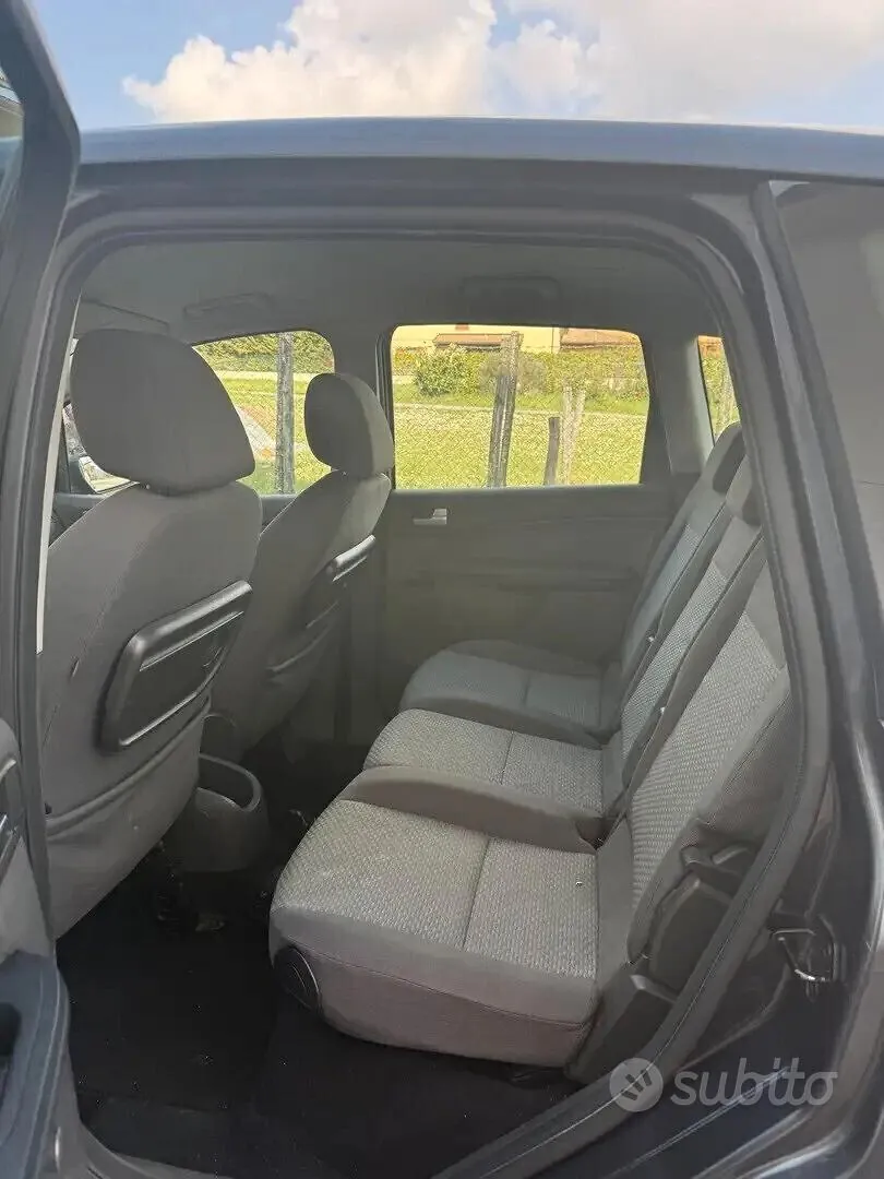 Ford Focus 2006 photo 4