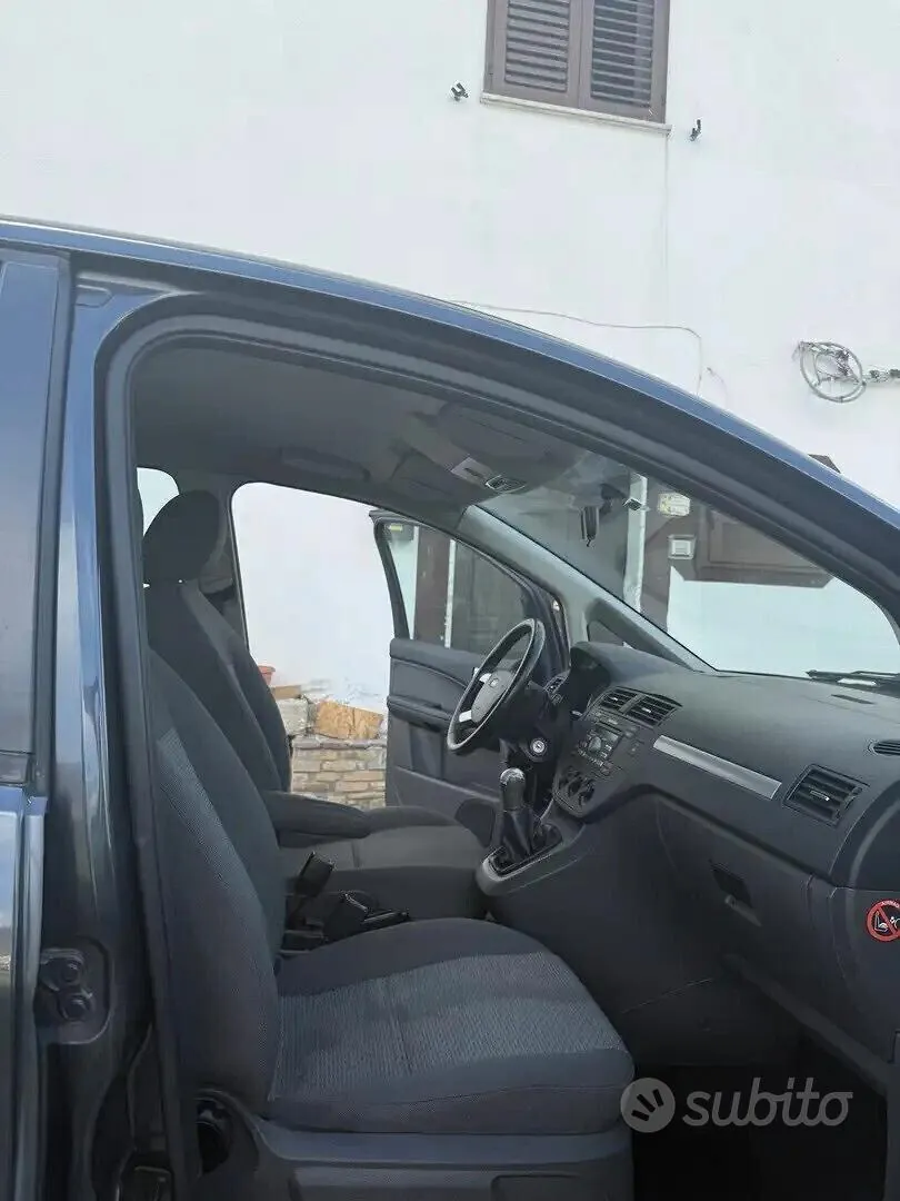 Ford Focus 2006 photo 5