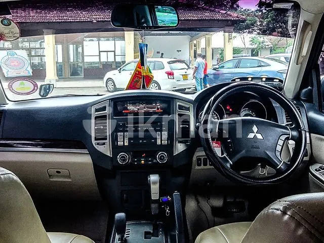 Mitsubishi Montero 2014 photo 5