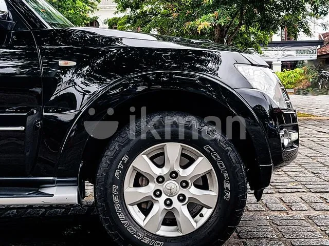 Mitsubishi Montero 2014 photo 3