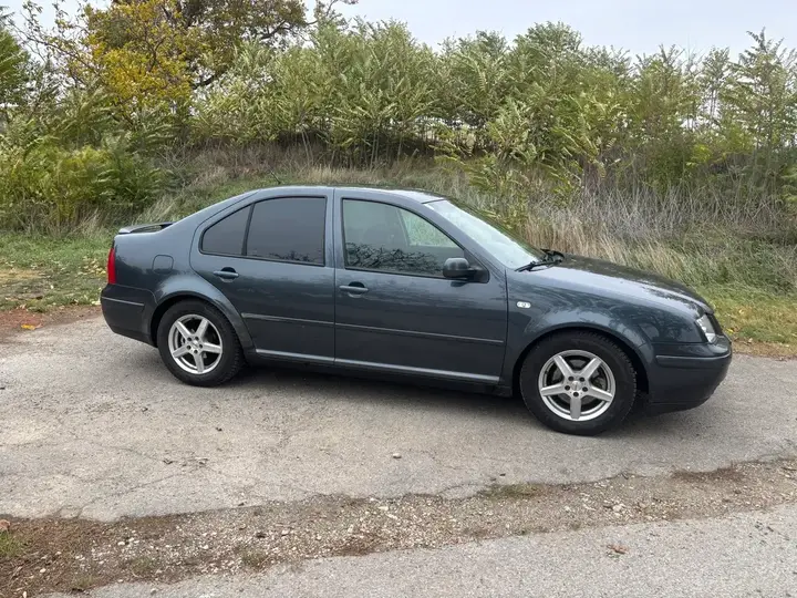 Volkswagen Bora 2003 photo 3