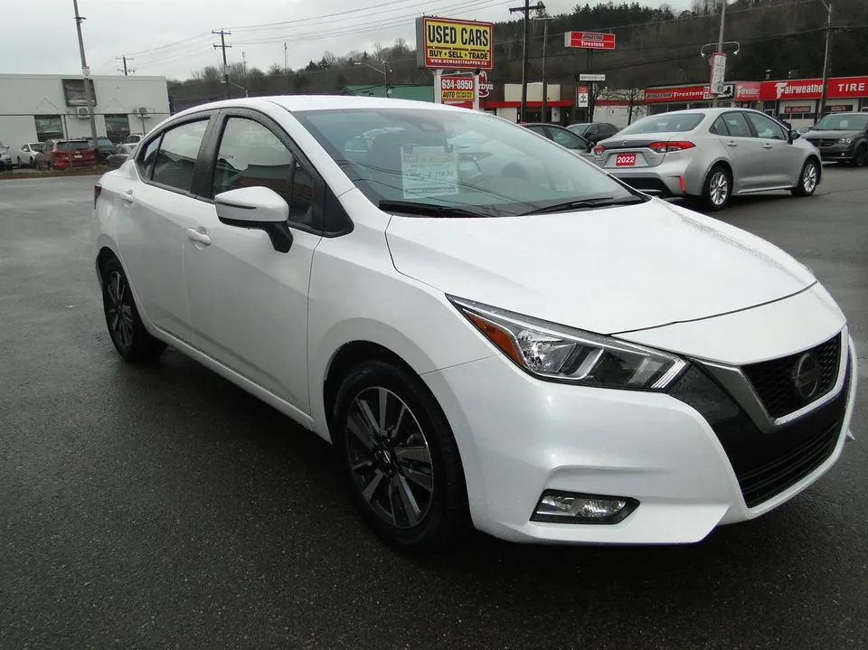 Nissan Versa 2021 photo 3