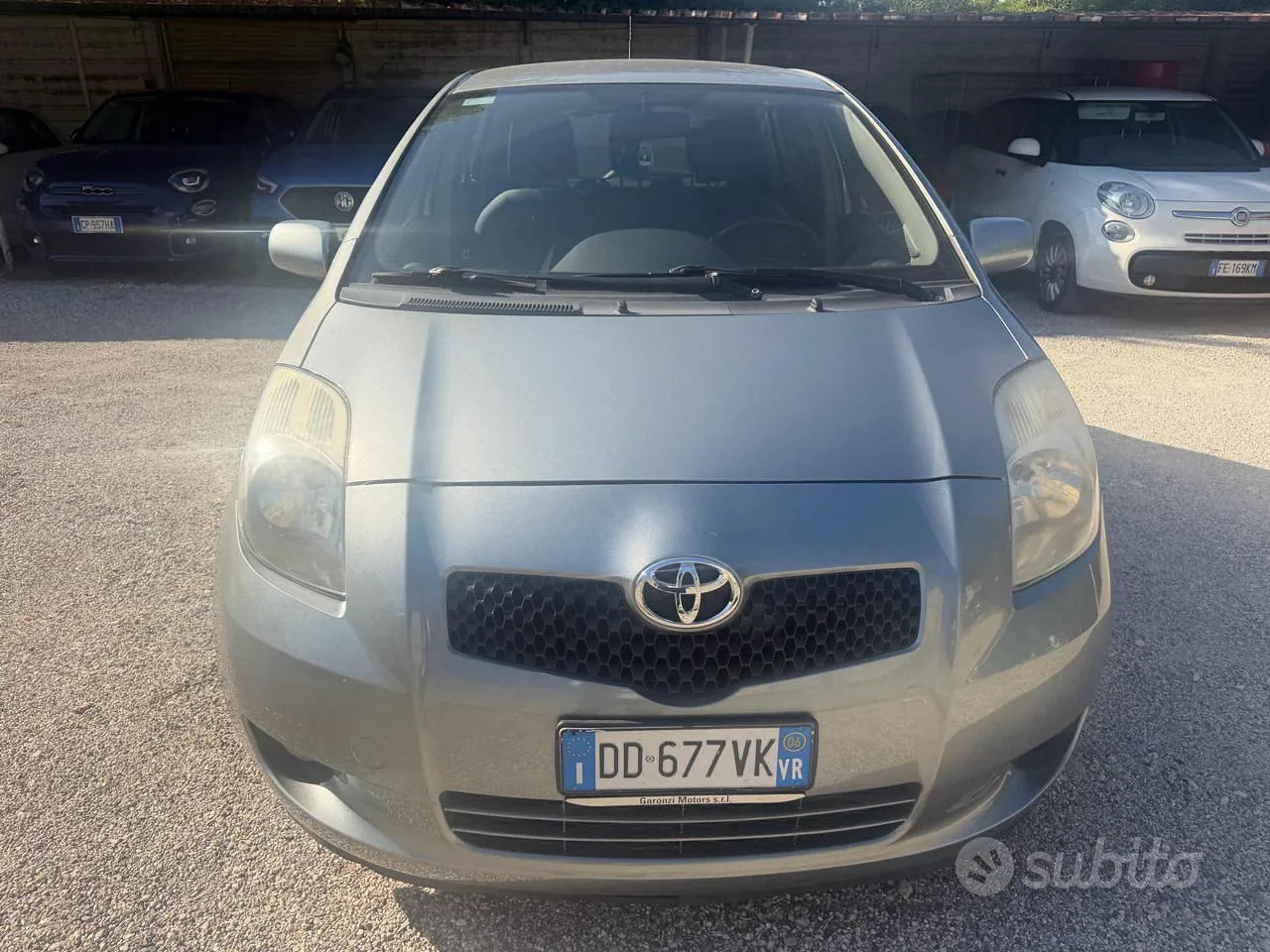Toyota Yaris 2006 photo 2