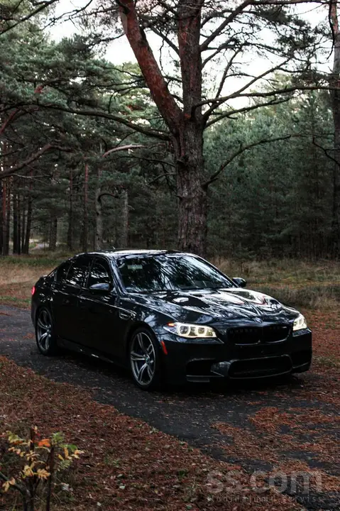 BMW M5 2016 photo 3
