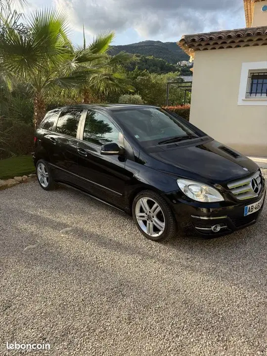 Mercedes-Benz B-Class