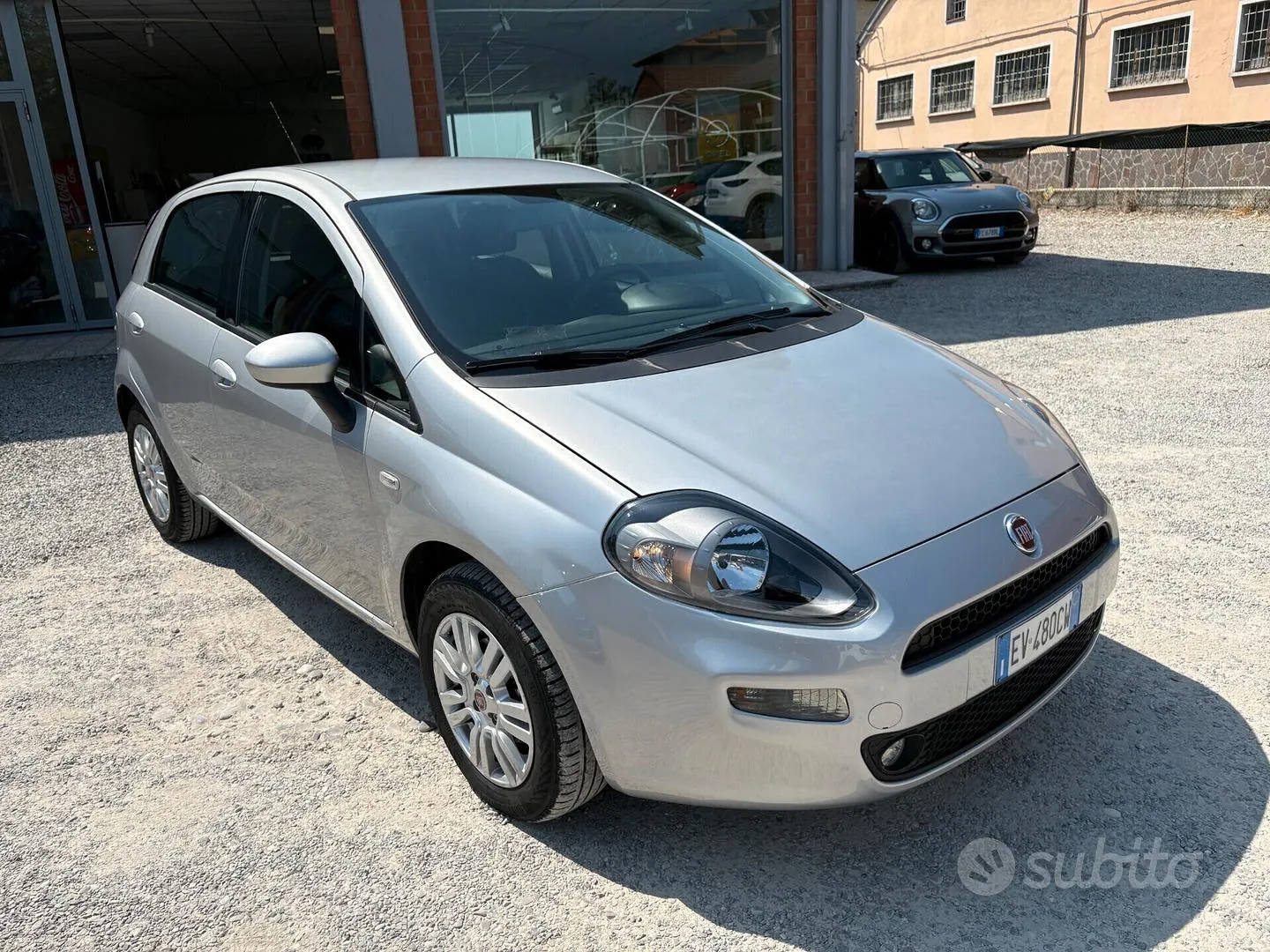 Fiat Punto 2014 photo 3