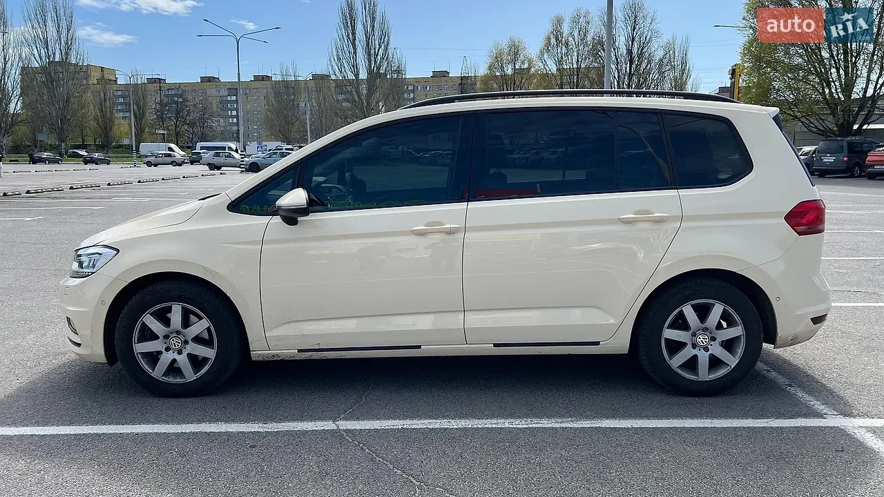 Volkswagen Touran 2020 photo 5