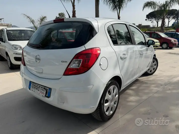 Opel Corsa 2012 photo 5