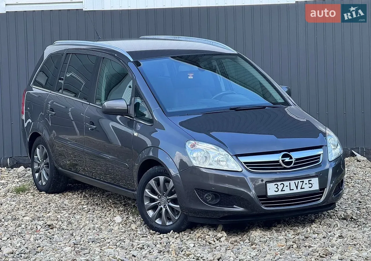 Opel Zafira 2012 photo 4