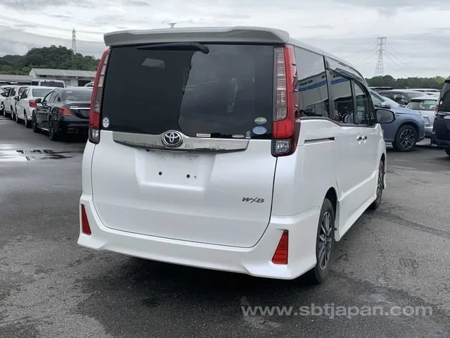 Toyota Noah Si Wxb 2017 photo 4