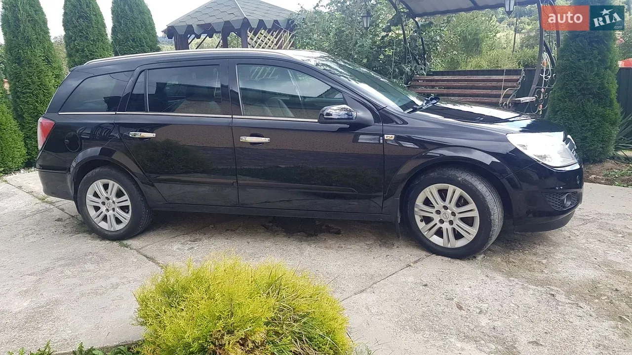 Opel Astra 2009 photo 5
