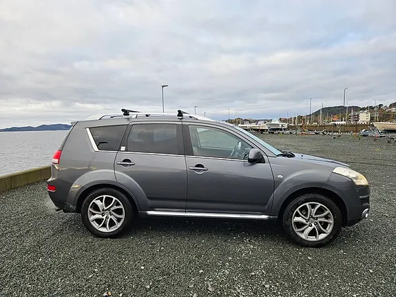 Citroen C-Crosser 2009 photo 4