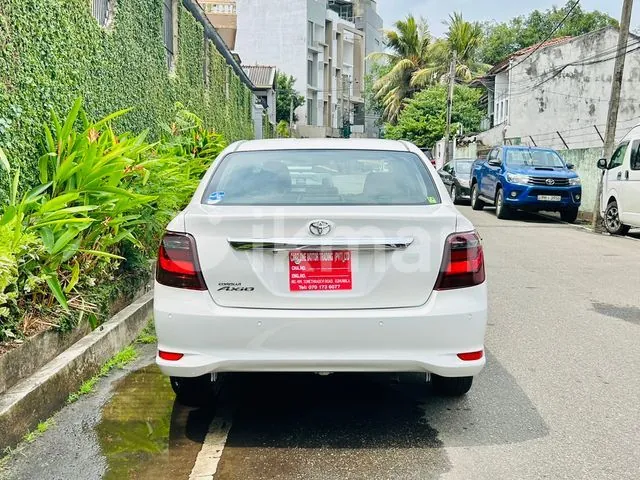Toyota Axio 2024 photo 3