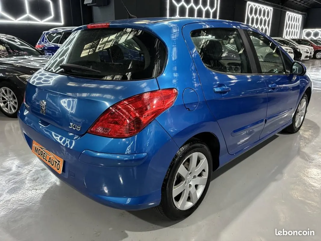 Peugeot 308 2008 photo 4