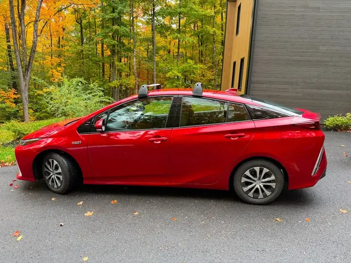 Toyota Prius Prime 2020 photo 4