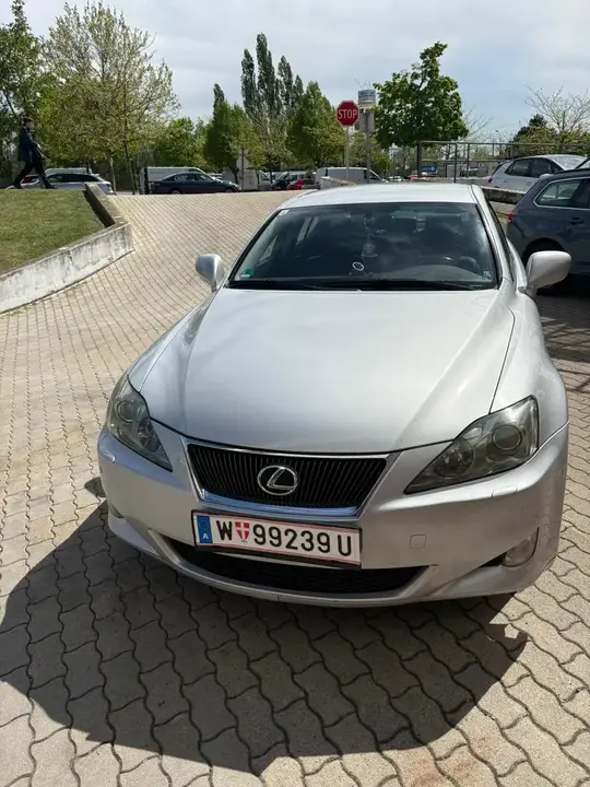 Lexus Is 2007 photo 2