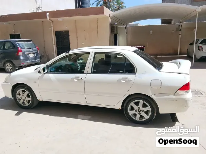 Mitsubishi Lancer 2007 photo 4