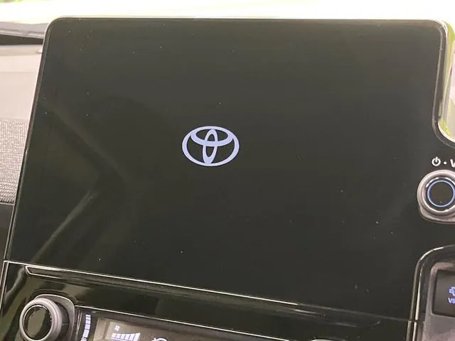 Toyota Sienna Hybrid Z 2022 photo 3