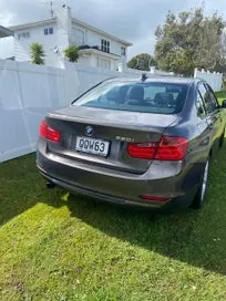 BMW 320I 2012 photo 4