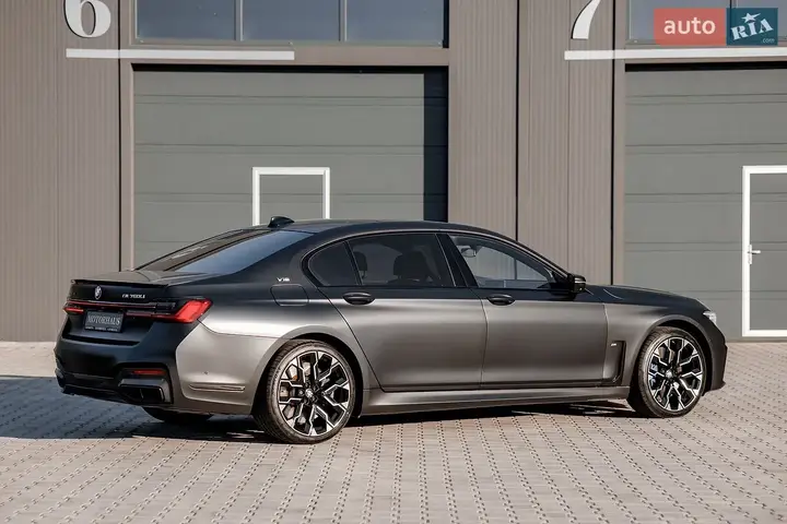 BMW 7 Series 2022 photo 4